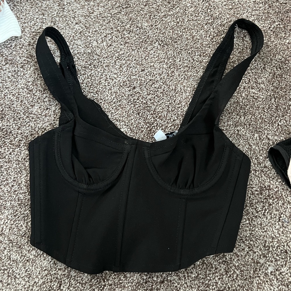 Black bustier